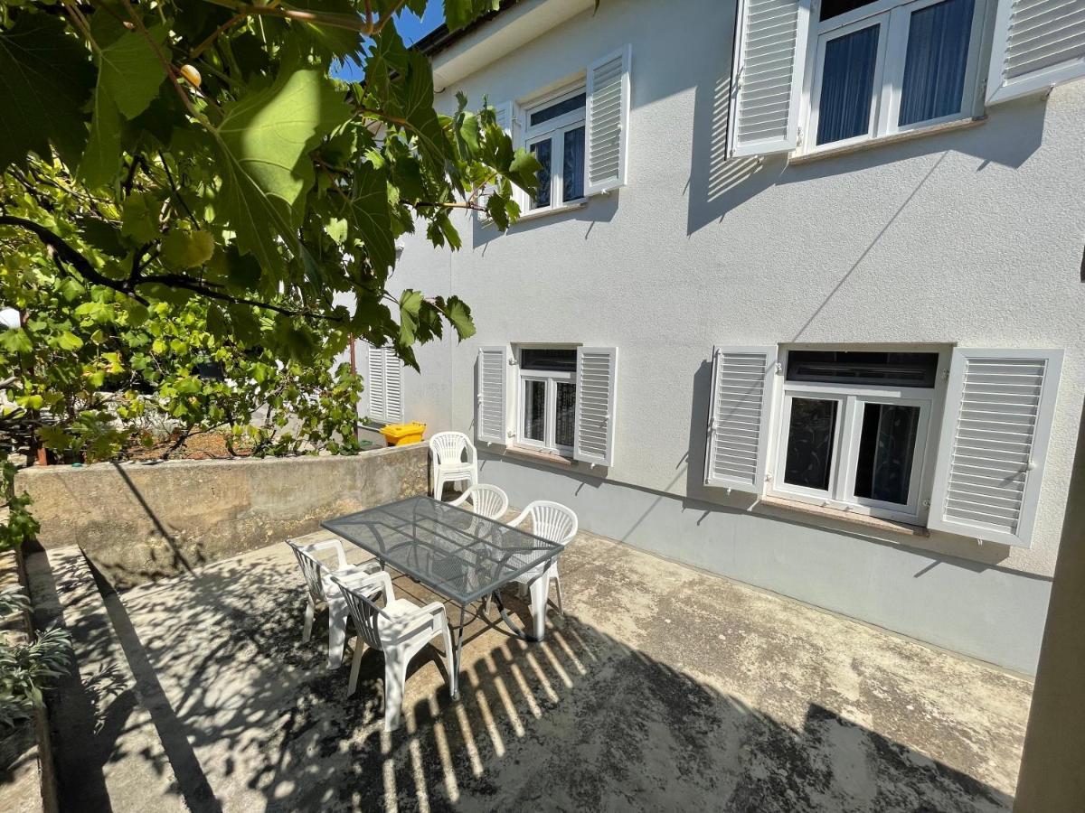 Apartments Bohovic Šilo Esterno foto